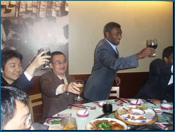 602x451 pixels (109K)